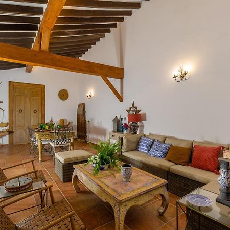 Harmony Villa By Fidalsa Daya Vieja Buitenkant foto